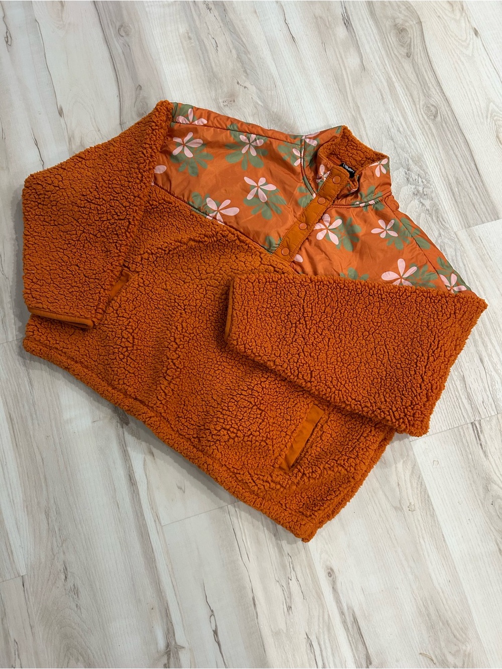 PacSun Orange Floral Yoke Sherpa Pullover